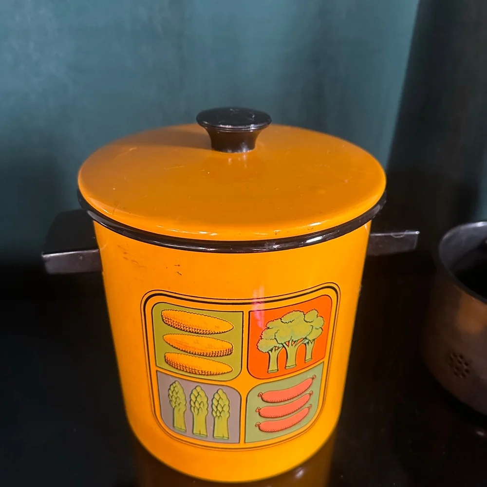 Vintage MCM Enamelware Vegetable Stock Pot Enamel Yellow Corn Asparagus Broccoli